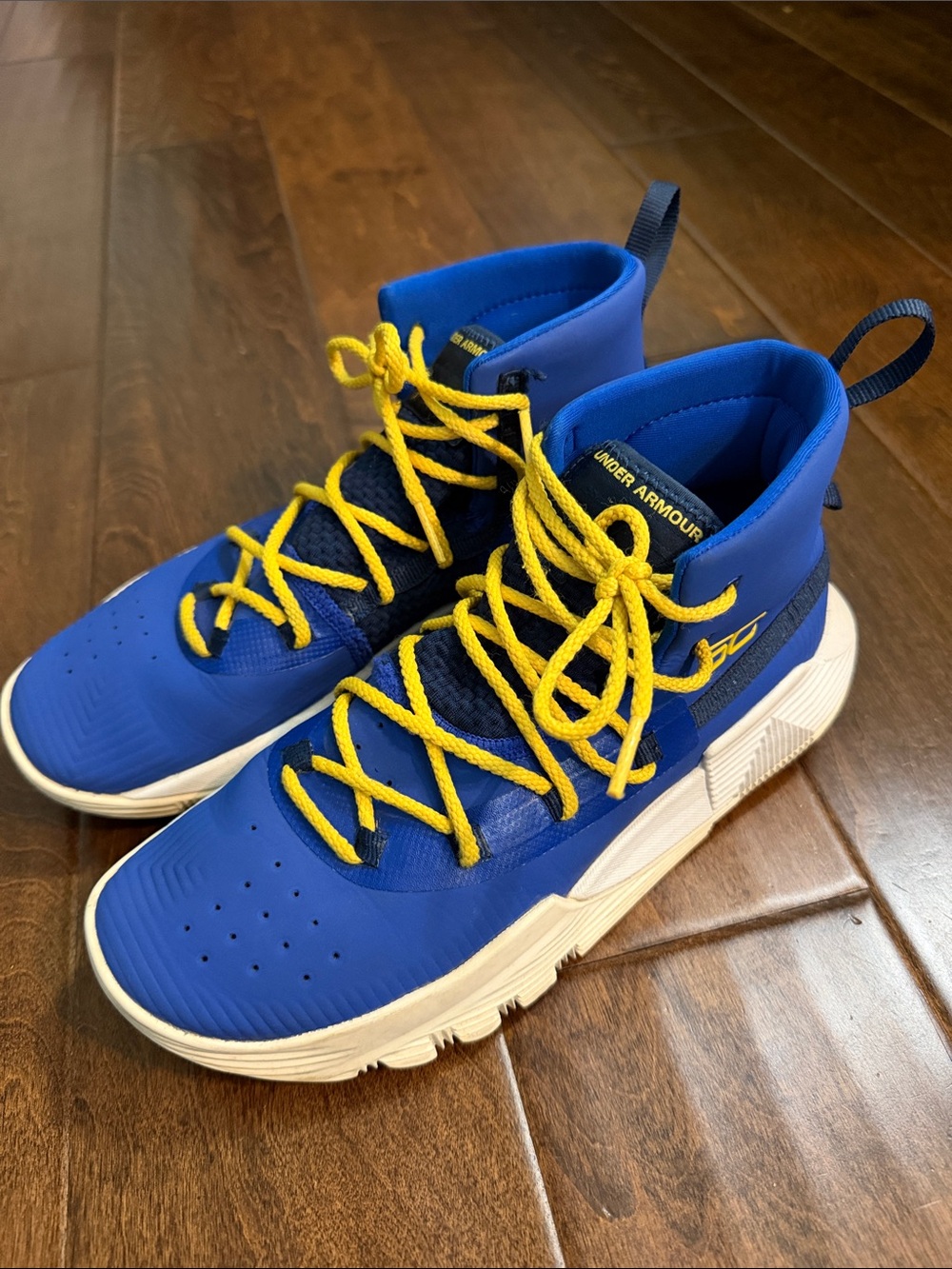 Boys Under Armour Curry 3Zer0 2 Royal Blue yellow basketball shoes